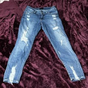 Women’s Buckle Black Ankle Skinny Jeans 29